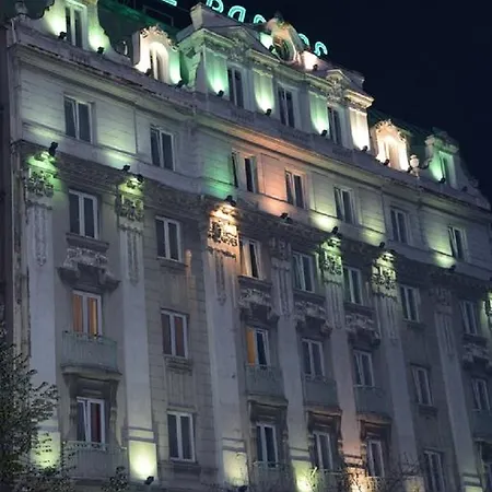 Palace 4*