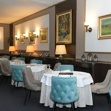 Palace 4*
