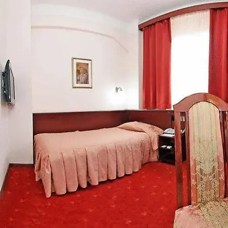 Palace Hotel 4*